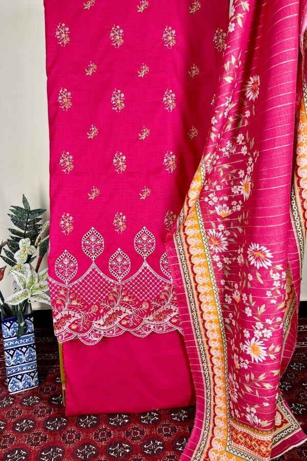 THE 333 – 3 Piece Unstitched Bin Saeed Lawn Chikankari Suit